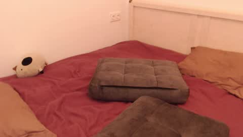 Anna online show from February 15, 2025, 11:50 am