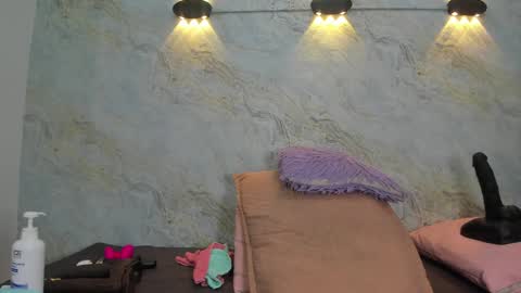 Snapshot of _maddy_miller chatting on December 23, 2024, 11:57 am Maddy online show from December 23, 2024, 11:57 am