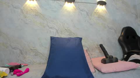 Snapshot of _maddy_miller chatting on January 19, 2025, 11:56 am Maddy online show from January 19, 2025, 11:56 am