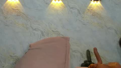 Snapshot of _maddy_miller chatting on February 17, 2025, 12:05 pm Maddy online show from February 17, 2025, 12:05 pm