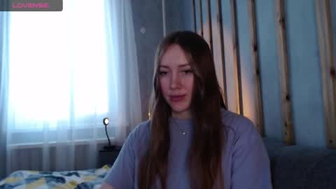 Snapshot of _marianne_ chatting on January 24, 2025, 10:21 am online show from January 24, 2025, 10:21 am