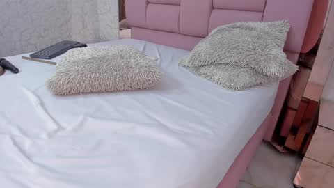 Snapshot of _molly_rosse_ chatting on January 3, 2025, 4:06 pm _molly_rosse_ online show from January 3, 2025, 4:06 pm