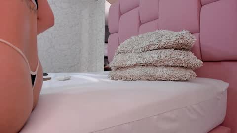 Snapshot of _molly_rosse_ chatting on January 11, 2025, 4:03 pm _molly_rosse_ online show from January 11, 2025, 4:03 pm