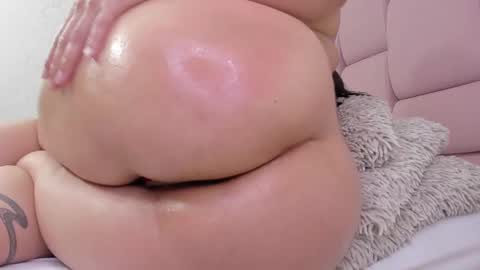 Snapshot of _molly_rosse_ chatting on March 3, 2025, 4:14 pm _molly_rosse_ online show from March 3, 2025, 4:14 pm
