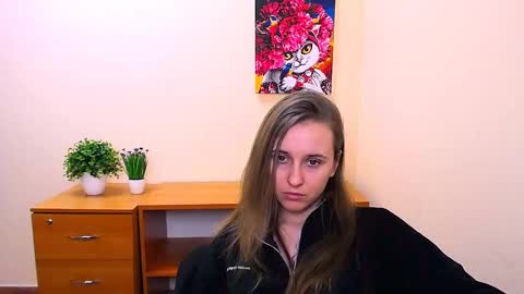 Snapshot of _nicole_new chatting on February 26, 2025, 3:41 pm Nica online show from February 26, 2025, 3:41 pm