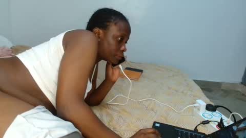 Snapshot of _peach_p chatting on September 13, 2025, 6:51 pm Peach online show from September 13, 2025, 6:51 pm