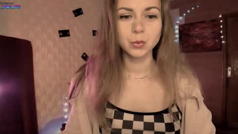 Snapshot of _pure_joy chatting on January 5, 2025, 7:49 pm Joy online show from January 5, 2025, 7:49 pm