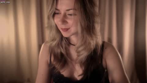 Snapshot of _pure_joy chatting on October 9, 2025, 8:40 pm Joy online show from October 9, 2025, 8:40 pm