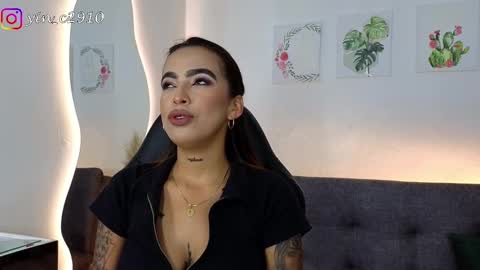 Snapshot of _sophiebrown__ chatting on December 4, 2024, 10:08 pm Andrea The Next Stream Wednesday online show from December 4, 2024, 10:08 pm