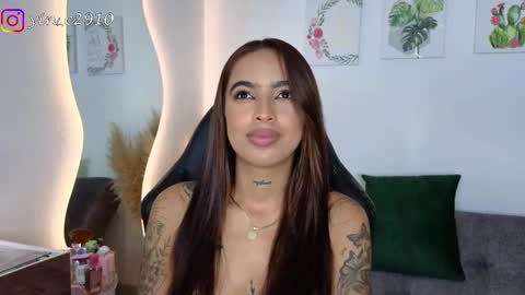 Snapshot of _sophiebrown__ chatting on January 11, 2025, 6:03 am Andrea The Next Stream Wednesday online show from January 11, 2025, 6:03 am