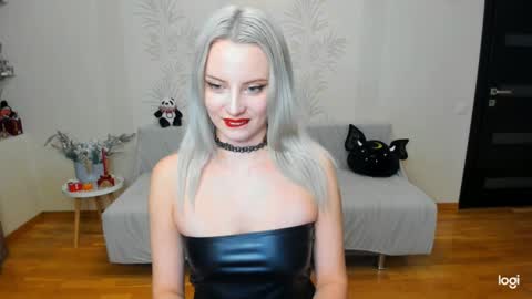 Marie online show from January 24, 2025, 4:06 pm