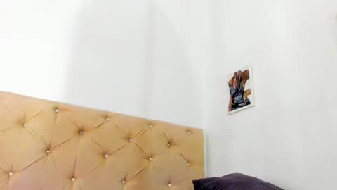 Snapshot of _tarek_ chatting on September 24, 2025, 2:09 pm _tarek_ online show from September 24, 2025, 2:09 pm