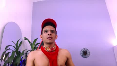 Snapshot of _tarek_ chatting on October 30, 2025, 6:52 pm _tarek_ online show from October 30, 2025, 6:52 pm