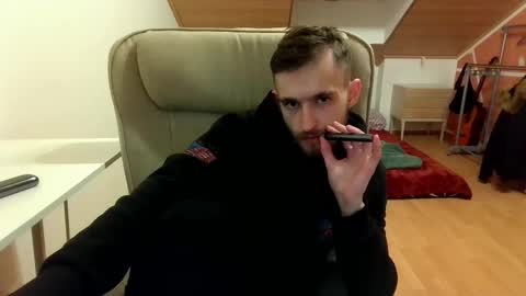 Snapshot of _v_l_a_d_ chatting on February 7, 2025, 10:30 pm Vlad online show from February 7, 2025, 10:30 pm