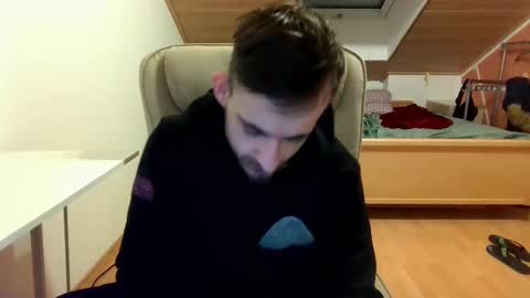 Snapshot of _v_l_a_d_ chatting on February 13, 2025, 6:59 pm Vlad online show from February 13, 2025, 6:59 pm