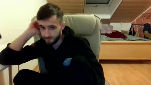 Snapshot of _v_l_a_d_ chatting on February 13, 2025, 11:58 pm Vlad online show from February 13, 2025, 11:58 pm