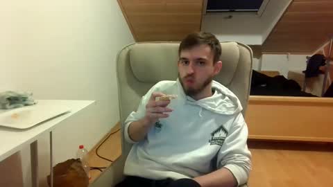 Snapshot of _v_l_a_d_ chatting on March 10, 2025, 6:45 pm Vlad online show from March 10, 2025, 6:45 pm