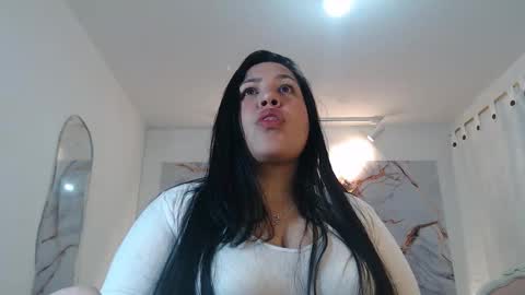 Snapshot of _valeriamiller chatting on October 31, 2025, 1:50 am valeria online show from October 31, 2025, 1:50 am