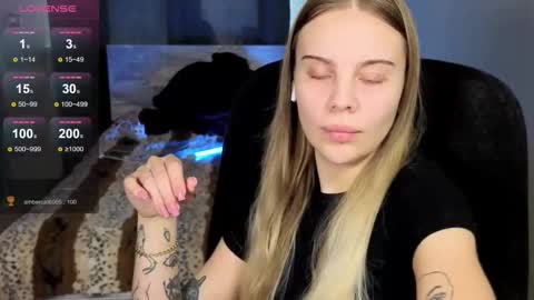 Snapshot of _wednesday_addams_ chatting on October 9, 2025, 8:12 am Vera online show from October 9, 2025, 8:12 am