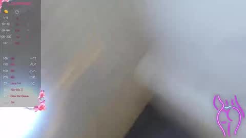 Snapshot of _wendy_b chatting on October 10, 2025, 2:43 am  wendy  online show from October 10, 2025, 2:43 am