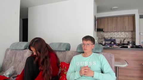 Snapshot of a_sexy_couple__ chatting on December 18, 2024, 7:08 pm A Sexy Couple online show from December 18, 2024, 7:08 pm