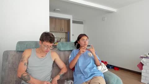 Snapshot of a_sexy_couple__ chatting on January 7, 2025, 7:28 pm A Sexy Couple online show from January 7, 2025, 7:28 pm