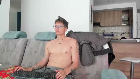 Snapshot of a_sexy_couple__ chatting on January 22, 2025, 7:03 pm A Sexy Couple online show from January 22, 2025, 7:03 pm