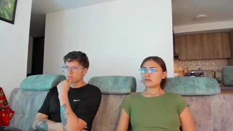 Snapshot of a_sexy_couple__ chatting on January 30, 2025, 8:53 pm A Sexy Couple online show from January 30, 2025, 8:53 pm