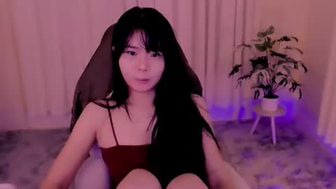 a_yinn online show from October 16, 2025, 8:32 pm