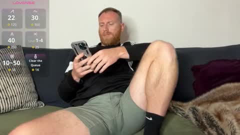 Snapshot of aaronstone_ chatting on September 10, 2025, 1:55 pm Scrufffypup online show from September 10, 2025, 1:55 pm