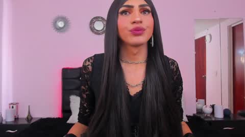 Snapshot of abbigaiil_fuster_ chatting on January 23, 2025, 2:17 pm Abbigail Fuster online show from January 23, 2025, 2:17 pm