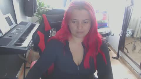abby iloveit online show from October 21, 2025, 2:18 pm