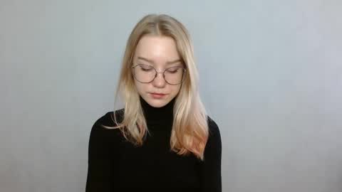 Snapshot of abbymoore__ chatting on February 3, 2025, 10:03 am Abby Lovense is active online show from February 3, 2025, 10:03 am