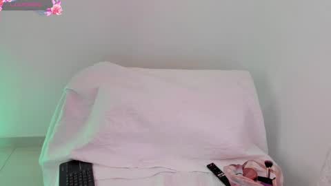 Snapshot of abigail_luna_ chatting on December 4, 2024, 6:28 pm abi online show from December 4, 2024, 6:28 pm