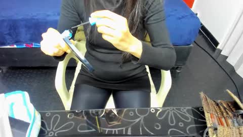 Snapshot of abrillee1 chatting on January 15, 2025, 7:44 pm ABRIL online show from January 15, 2025, 7:44 pm