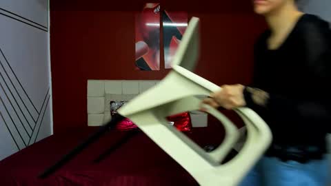 Snapshot of abrillee1 chatting on February 2, 2025, 10:35 am ABRIL online show from February 2, 2025, 10:35 am