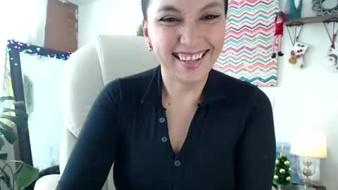 Snapshot of aby_bae2 chatting on December 6, 2024, 1:22 pm Aby online show from December 6, 2024, 1:22 pm