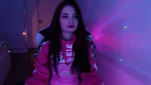 Snapshot of ackerm4n chatting on November 3, 2025, 5:03 pm Mikasa online show from November 3, 2025, 5:03 pm