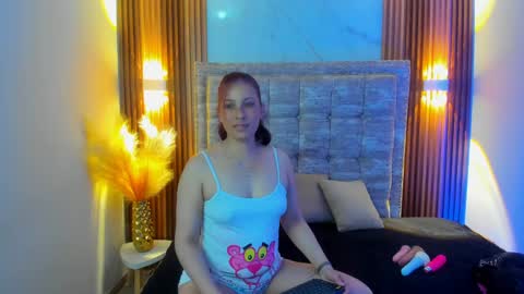 Snapshot of ada_mclaine2 chatting on February 7, 2025, 12:06 pm Ada online show from February 7, 2025, 12:06 pm