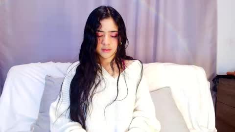 Snapshot of adara_johnson_ chatting on October 15, 2025, 11:43 am Adara Johnson online show from October 15, 2025, 11:43 am
