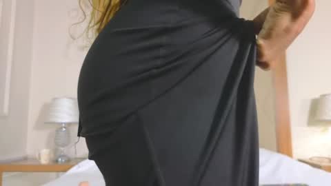 Snapshot of adarasmiith chatting on December 29, 2024, 2:10 pm adarasmiith online show from December 29, 2024, 2:10 pm