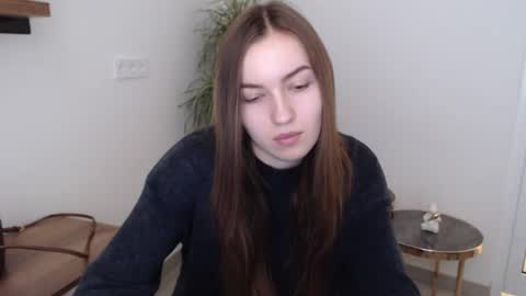 Snapshot of adelina_sweett chatting on November 10, 2025, 1:43 pm adelina_sweett online show from November 10, 2025, 1:43 pm