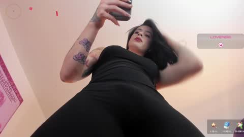 Snapshot of adelineefoxxx chatting on December 26, 2024, 7:05 pm MARIA ANGEL IG iamangel45 online show from December 26, 2024, 7:05 pm