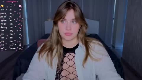 Snapshot of adelynnn chatting on September 11, 2025, 4:18 pm Ada online show from September 11, 2025, 4:18 pm