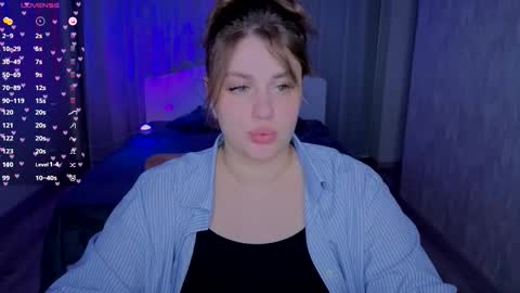 Snapshot of adelynnn chatting on September 19, 2025, 5:13 pm Ada online show from September 19, 2025, 5:13 pm