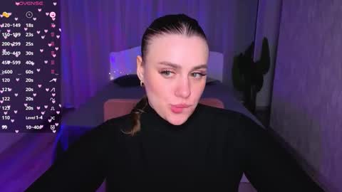 Snapshot of adelynnn chatting on October 21, 2025, 5:24 pm Ada online show from October 21, 2025, 5:24 pm