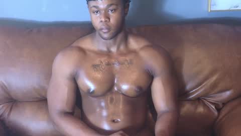 Snapshot of adonisknigh chatting on December 1, 2024, 4:29 pm Adonis Knight  online show from December 1, 2024, 4:29 pm