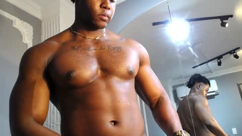 Snapshot of adonisknigh chatting on December 9, 2024, 2:28 pm Adonis Knight  online show from December 9, 2024, 2:28 pm