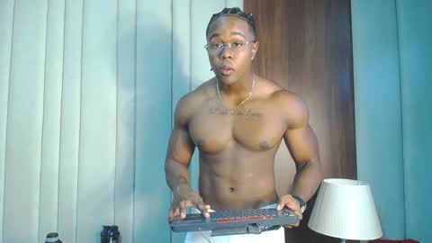 Snapshot of adonisknigh chatting on January 27, 2025, 3:07 pm Adonis Knight  online show from January 27, 2025, 3:07 pm