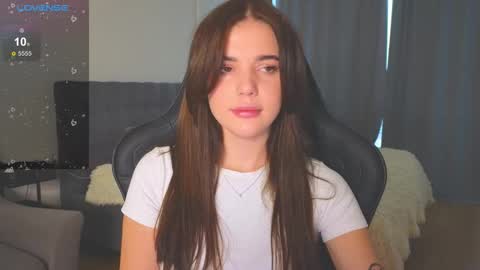 Snapshot of adri_dream chatting on October 5, 2025, 3:27 am Adriana online show from October 5, 2025, 3:27 am